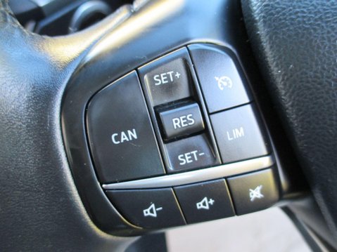Ford Focus 1.0T EcoBoost Titanium Euro 6 (s/s) 5dr 32