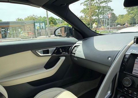 Jaguar F-Type 3.0 V6 S Convertible 2dr Petrol Auto Euro 5 (s/s) (380 ps) 31