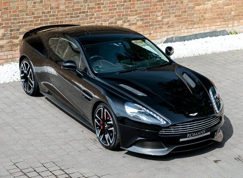 Aston Martin Vanquish 8