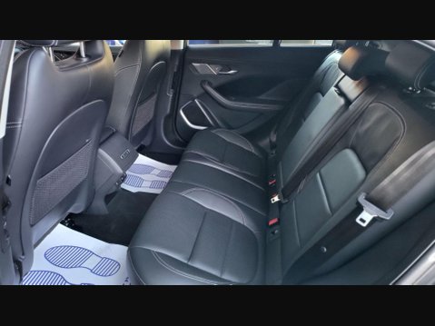 Jaguar I-Pace HSE 13