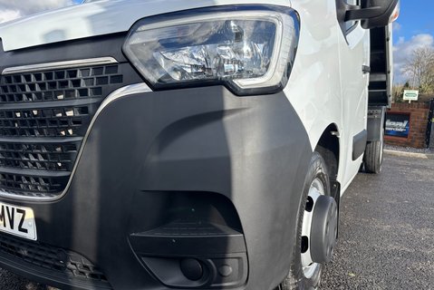 Renault Master ML35TW 130 ps dCi Business Tipper with Air Con / Tow Axle / Sat Nav 19