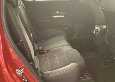 Mercedes-Benz GLB 1.3 GLB200 AMG Line SUV 5dr Petrol 7G-DCT Euro 6 (s/s) (163 ps) 9