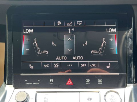 Audi E-Tron e-tron 55 Quattro 4WD 5dr - NATIONAL DELIVERY* 22