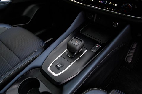 Nissan Qashqai DIG-T TEKNA DCT MHEV 33