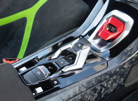 Lamborghini Huracan Spyder LP640-4 Performante 20