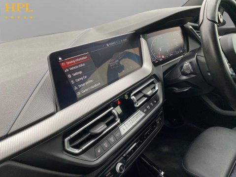 BMW 2 Series 1.5 218i M Sport Saloon 4dr Petrol DCT Euro 6 (s/s) (136 ps) Bluetooth - Ai 19