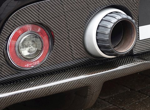 Porsche Carrera GT 21