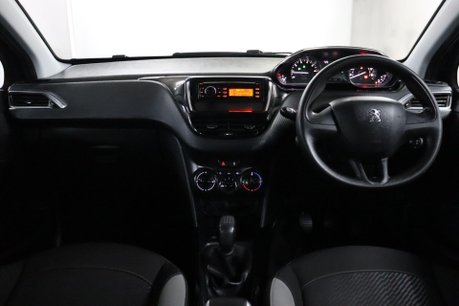 Peugeot 2008 PURETECH ACCESS A/C 38