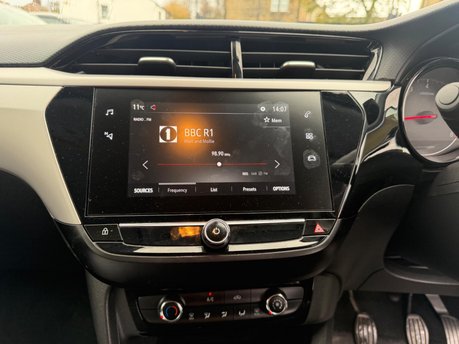 Vauxhall Corsa SE 16