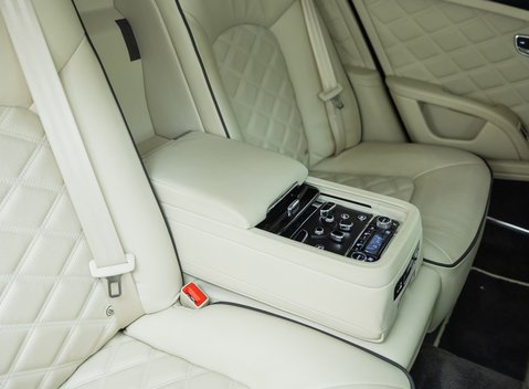 Bentley Mulsanne V8 Mulliner 15