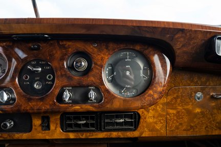 Rolls-Royce Silver Cloud II 21
