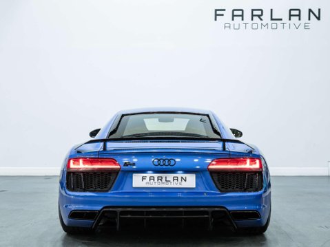 Audi R8 5.2 FSI V10 Coupe 2dr Petrol S Tronic quattro Euro 6 (s/s) (540 ps) 35