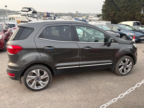Ford Ecosport TITANIUM 10