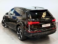 Audi Q7 3.0 TFSIe V6 55 Black Edition SUV 5dr Petrol Plug-in Hybrid Tiptronic quatt 18