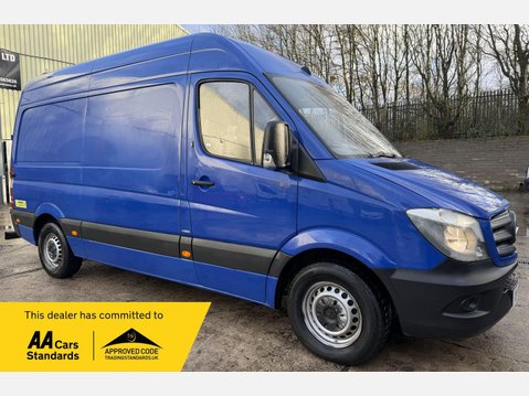 Mercedes-Benz Sprinter 2.1 211 CDi Panel Van 5dr Diesel Manual RWD L2 H3 (234 g/km, 112 bhp) 1