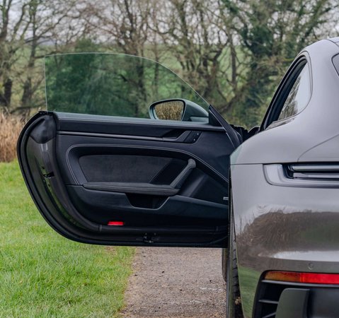 Porsche 911 3.0 911 Carrera GTS PDK 1