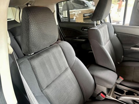 Honda CR-V 1.6 i-DTEC SE Plus Navi Euro 6 (s/s) 5dr 31