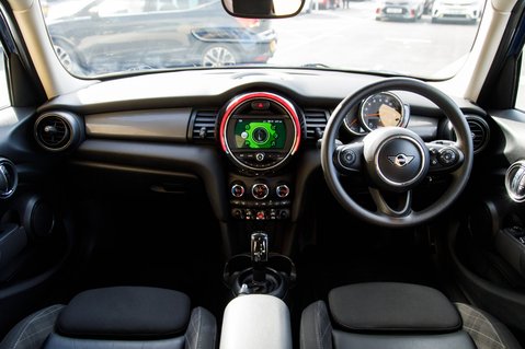 Mini Hatch COOPER CLASSIC 3