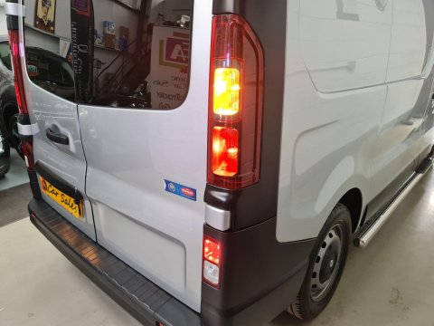 Vauxhall Vivaro Part Camper Conversion 36