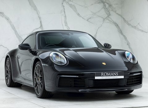 Porsche 911 (992) Carrera 4S 1
