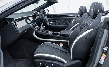 Bentley Continental GTC SPEED Convertible 21