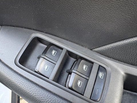MG ZS 44.5kWh Exclusive Auto 5dr 29