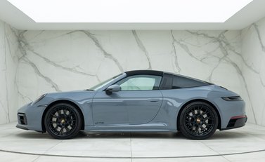 Porsche 911 Targa 4 GTS (992) 5