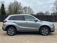 Suzuki Vitara SZ-T MHEV 5