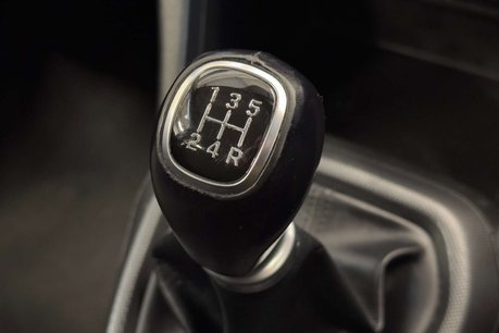 Hyundai i10 1.0 SE Hatchback 5dr Petrol Manual Euro 6 (67 ps) 58