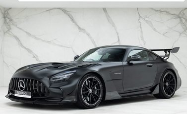 Mercedes-Benz Amg GT Black Series 1