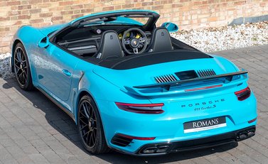 Porsche 911 (991.2) Turbo S Cabriolet 11