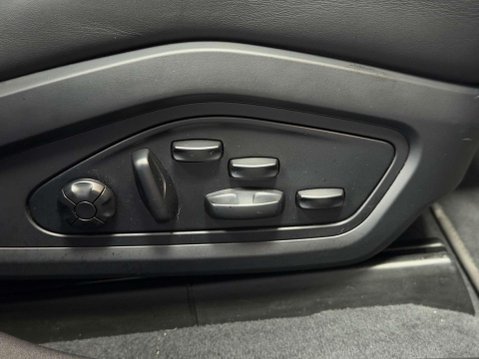 Porsche Taycan Performance Plus 93.4kWh Saloon 4dr Electric Auto RWD (476 ps) 52