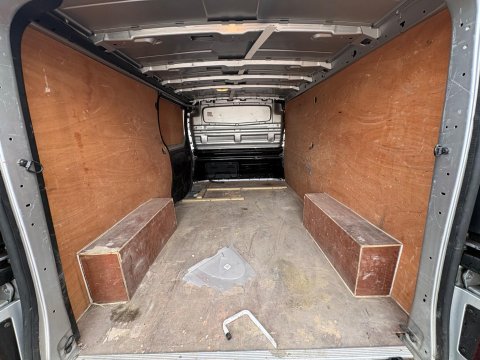 Vauxhall Vivaro L2H1 2900 SPORTIVE CDTI 3