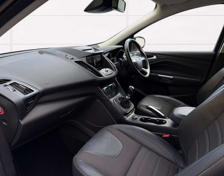 Ford Kuga TITANIUM TDCI 4x4 15