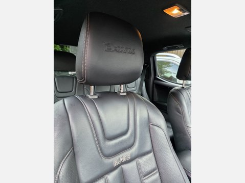 Isuzu D-Max BLADE DCB 17