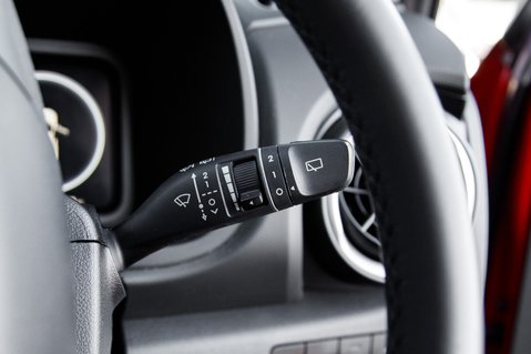 Hyundai KONA T-GDI SE CONNECT MHEV 17