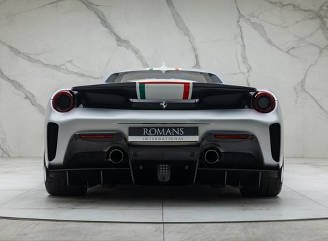 Ferrari 488 Pista Piloti 8