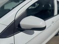 Vauxhall Viva 1.0i SE Euro 6 5dr (a/c) 26