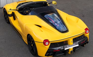 Ferrari LaFerrari Aperta 13