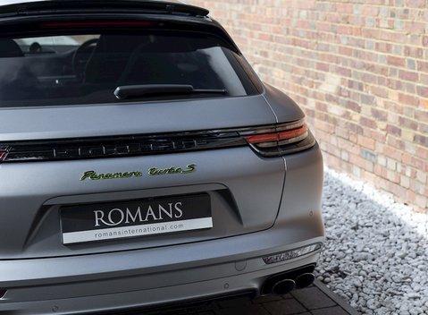 Porsche Panamera Turbo S E-Hybrid Sport Turismo 26