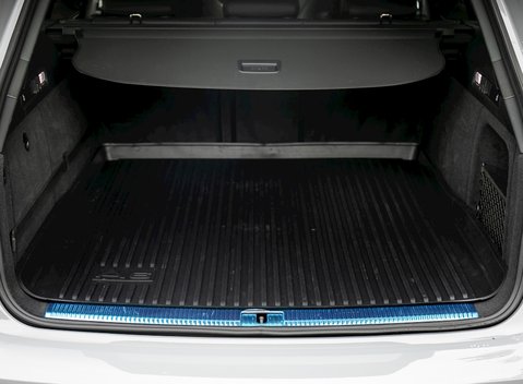 Audi RS6 Avant Performance 31