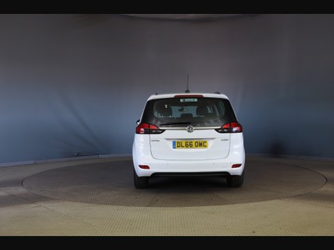 Vauxhall Zafira DESIGN 4