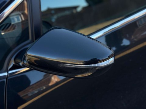 Kia Ceed 1.6 T-GDi GT Tech Euro 5 5dr 21