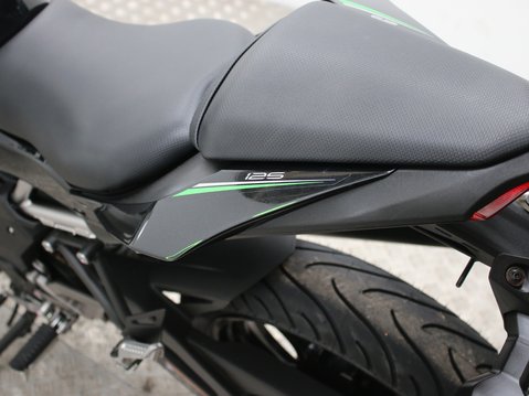 Kawasaki Z125 BR 125 LPFNN 35