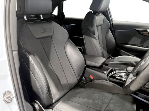 Audi A4 2.0 TFSI 35 Black Edition Saloon 4dr Petrol S Tronic Euro 6 (s/s) (150 ps) 11