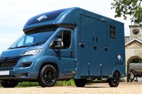 SEEKER Horseboxes