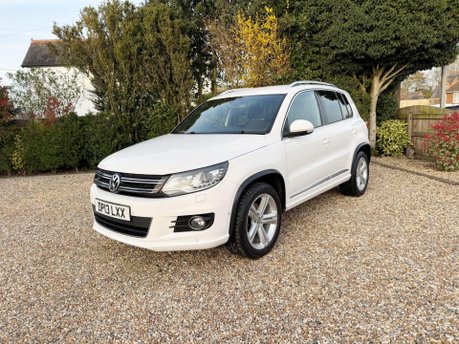 Volkswagen Tiguan 2.0 TDI BlueMotion Tech R-Line DSG 4WD Euro 5 (s/s) 5dr