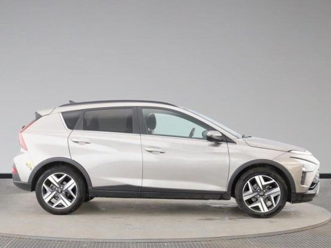 Hyundai BAYON T-GDI PREMIUM DCT MHEV 4