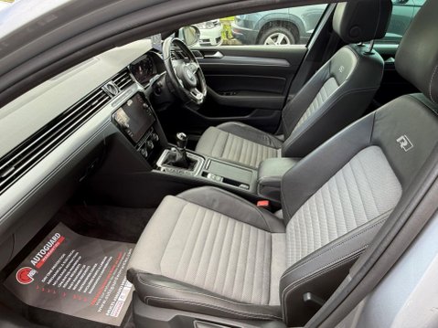 Volkswagen Passat 2.0 TDI R-Line Euro 6 (s/s) 4dr 19