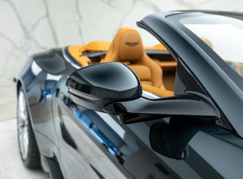 Aston Martin Vanquish Volante 37
